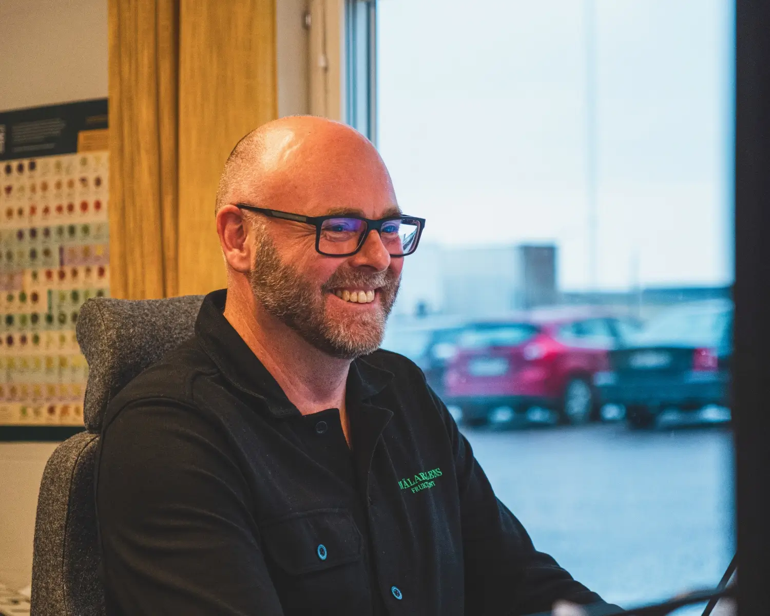 Vår VD Rikard vid sin arbetsplats